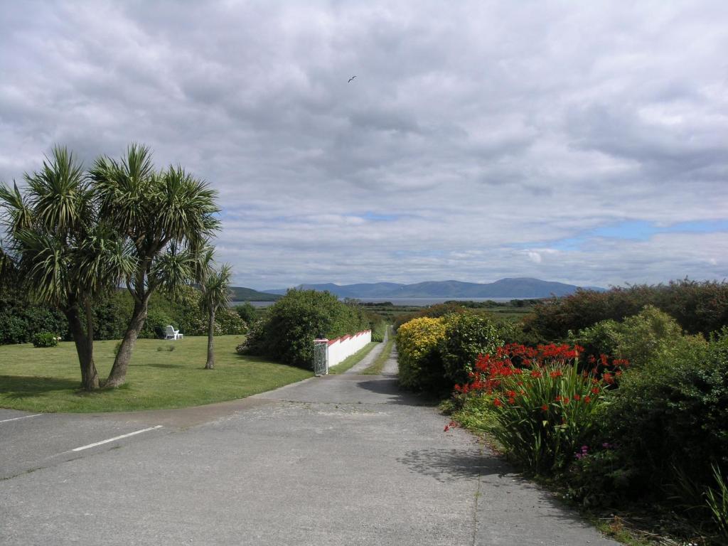 Moriartys Farmhouse Ventry Eksteriør bilde